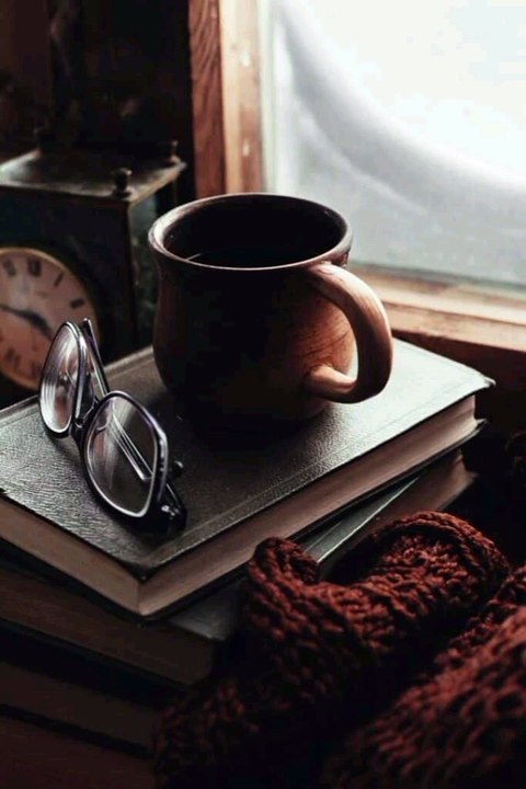 🤔☕️📚