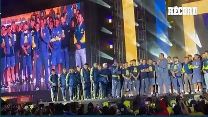 ANDRÉ JARDINE en lágrimas durante discurso en el festejo del Tricampeonato