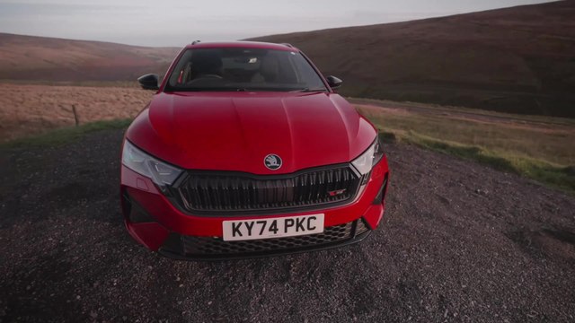 Skoda Octavia VRS Design preview in Red