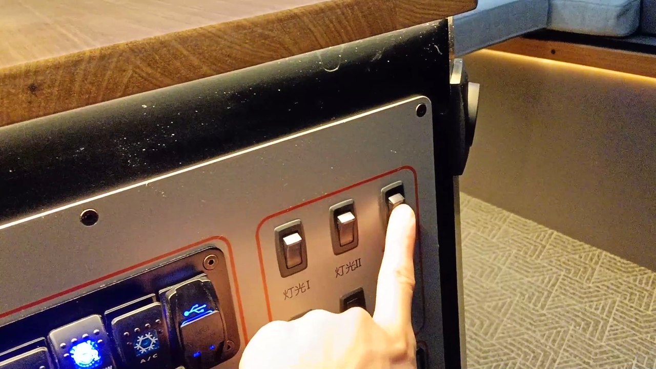 Ready To Ship German Grey Commander Off Road Camping Trailer Detailed Review In Factory