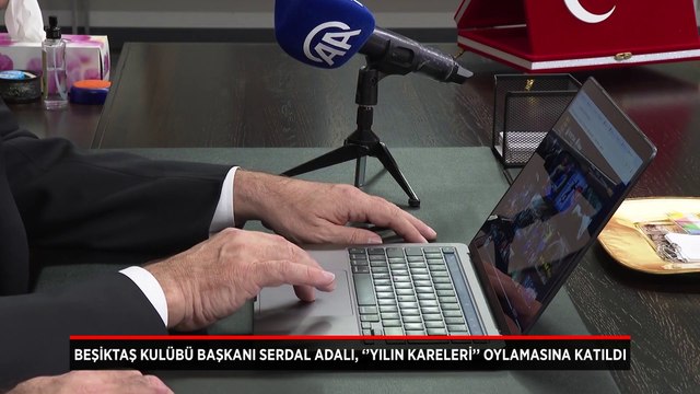 Beşiktaş Kulübü Başkanı Serdal Adalı, ''Yılın Kareleri'' oylamasına katıldı