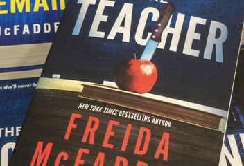 « La Prof » : de quoi parle le prochain roman de Freida McFadden, autrice de la saga « La Femme de ménage » ?