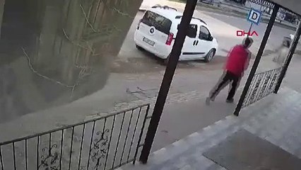 Tanımadığı kadına sokakta yumruk atan erkek: Psikolojik sorunlarım var