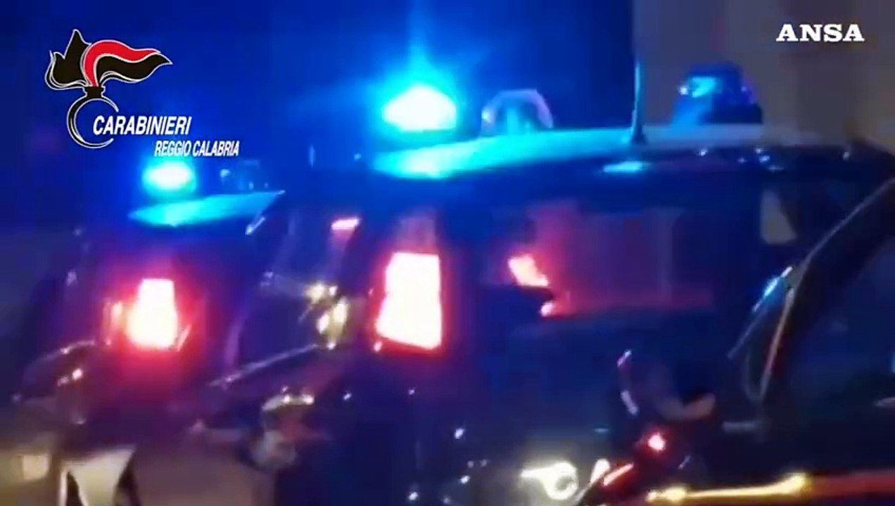 Bovalino, uomo trovato morto in un edificio: fermati i due figli, uno minore