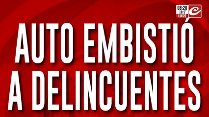 Auto embistió a delincuentes mientras le robaban la bicicleta a un joven