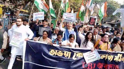 শিয়ালদহকে ঘিরে বিভিন্ন সংগঠনের প্রতিবাদ বিক্ষোভ