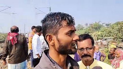 শিলিগুড়িতে ট্রেনে কাটা পরে মৃত্যু দুই সহকর্মীর