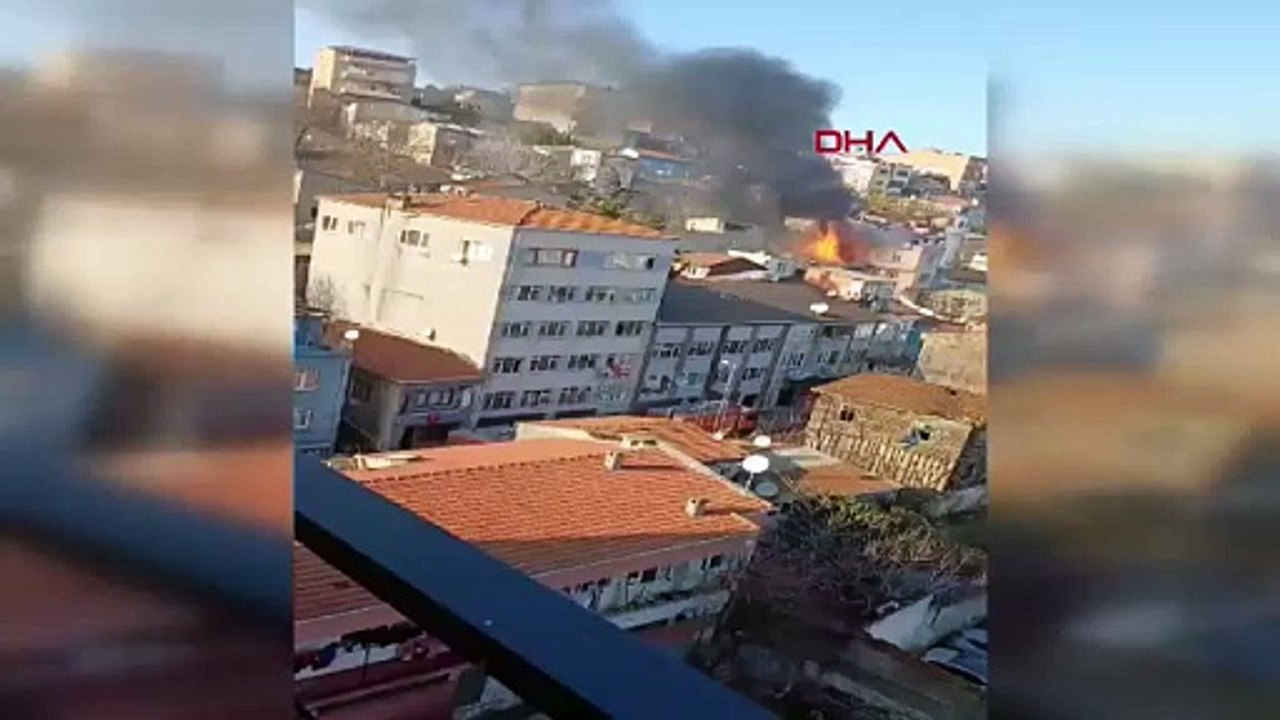 İstanbul'da korkutan yangın: Dumanlar birçok noktadan görüldü