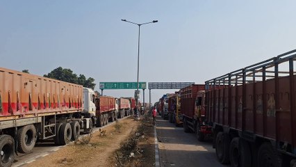 भोजपुर के कोइलवर सिक्सलेन पर महाजाम, घंटों फंसे रहे यात्री, ट्रैफिक व्यवस्था ठप