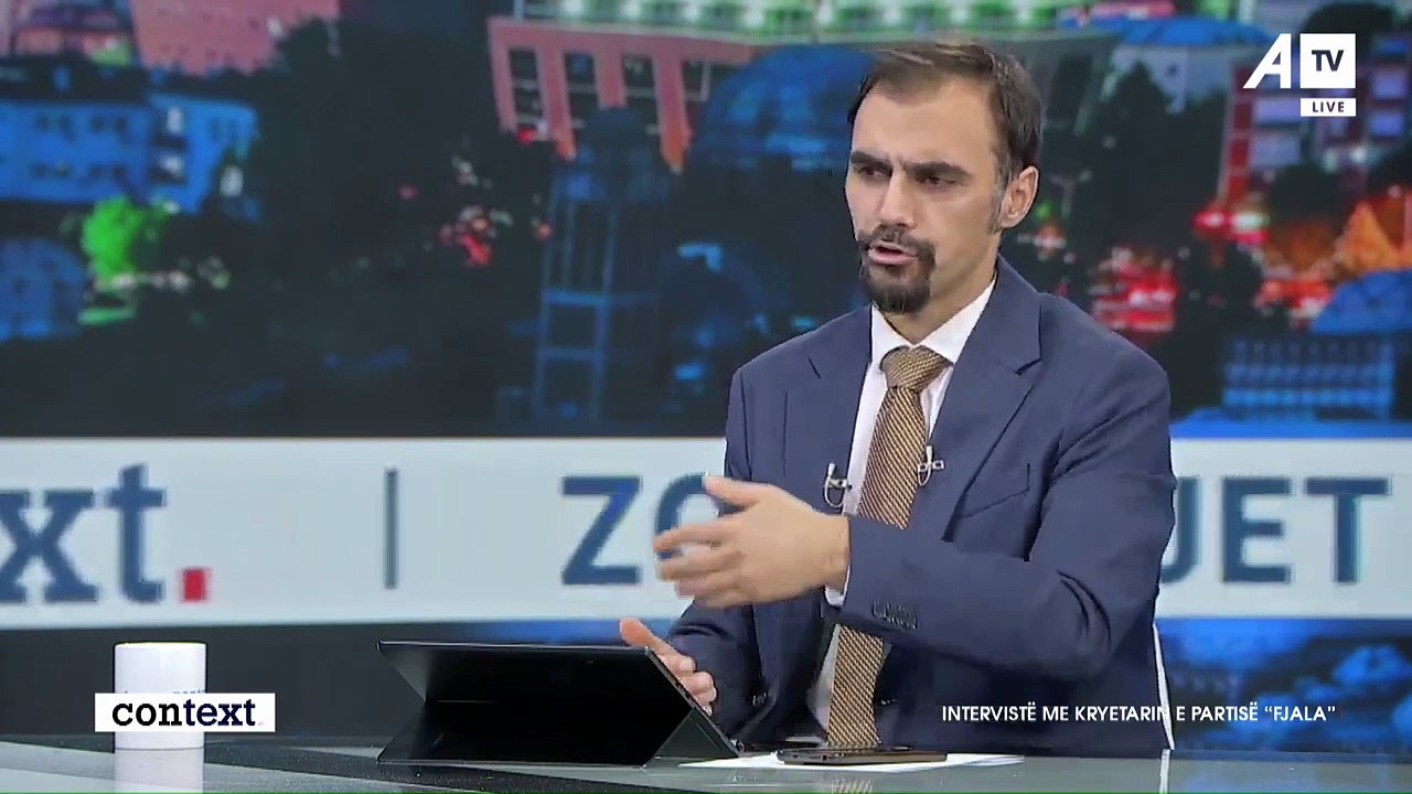 Gëzim Kelmendi - Familja dhe shtesat