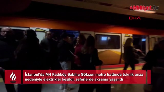 Kadıköy- Sabiha Gökçen Havalimanı metrosunda seferler durdu yoğunluk yaşandı