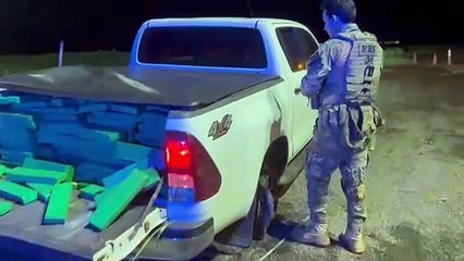 PRF apreende mais de uma tonelada de maconha em Ubiratã e prende motorista em fuga