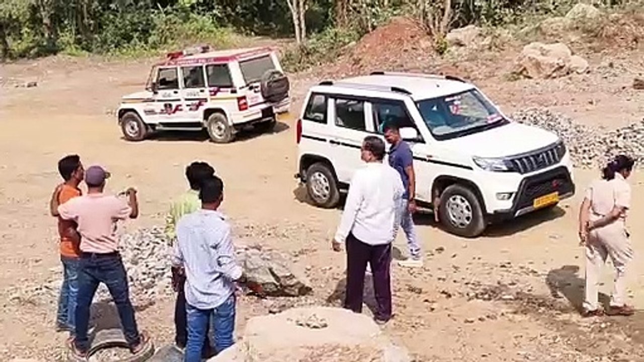 ନୟାଗଡ଼ରେ ପଥର ଖଣିରେ ରେଡ୍ ବେଳେ ଖଣି ଅଧିକାରୀଙ୍କୁ ପଥର ମାଫିଆଙ୍କ ଆକ୍ରମଣ ଉଦ୍ୟମ