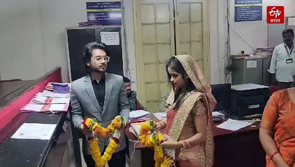 अनोखी शादी, न शहनाई बजी न दावत उड़ी, कलेक्ट्रेट में बिन मेहमान पिता दहेज मुक्त हुए