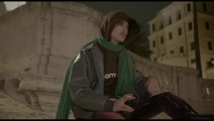 Chalamet sulla scalinata di Piazza di Spagna per "A Complete Unknown"