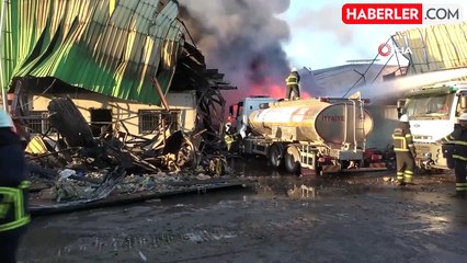 Adana'daki Geri Dönüşüm Fabrikasındaki Yangın Kontrol Altına Alındı