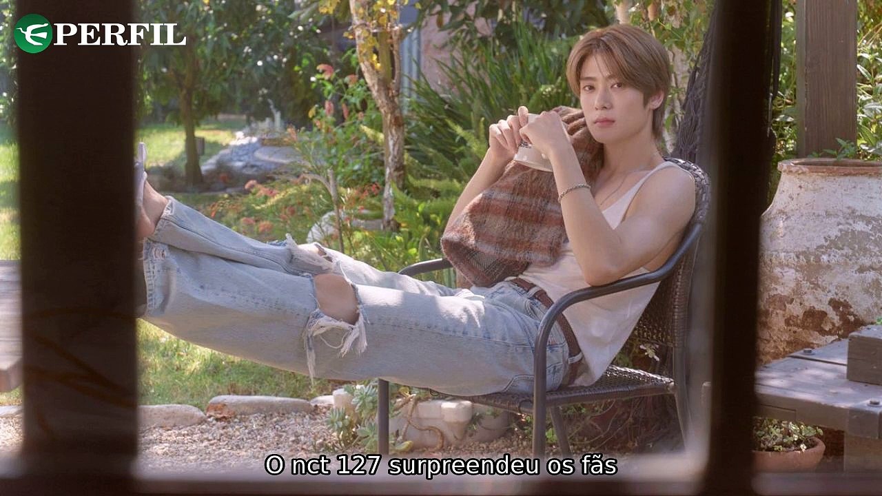 "Surpresas no K-pop: Jaehyun do NCT aparece em show, Jun do SEVENTEEN estrela filme com Jackie Chan e KickFlip debuta com 'Mama Said'!"