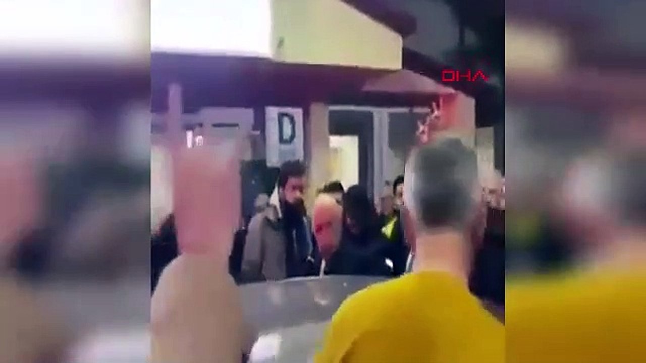 ANKARA- Zafer Partisi Genel Başkanı Ümit Özdağ, Ankara’da gözaltına alındı (VİDEO EKLENDİ)