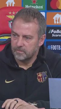 Le preguntan a Flick por el estadio del Benfica y él se acuerda de la derrota más dolorosa del Barça