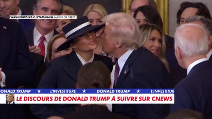 Investiture de Donald Trump : le nouveau président stoppé par le chapeau de sa femme