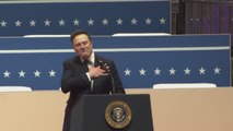 Elon Musk mimics Nazi salute during Trump's inauguration