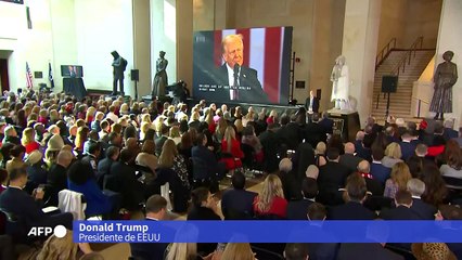 Trump promete "edad de oro" a EEUU y puño de hierro contra migración ilegal