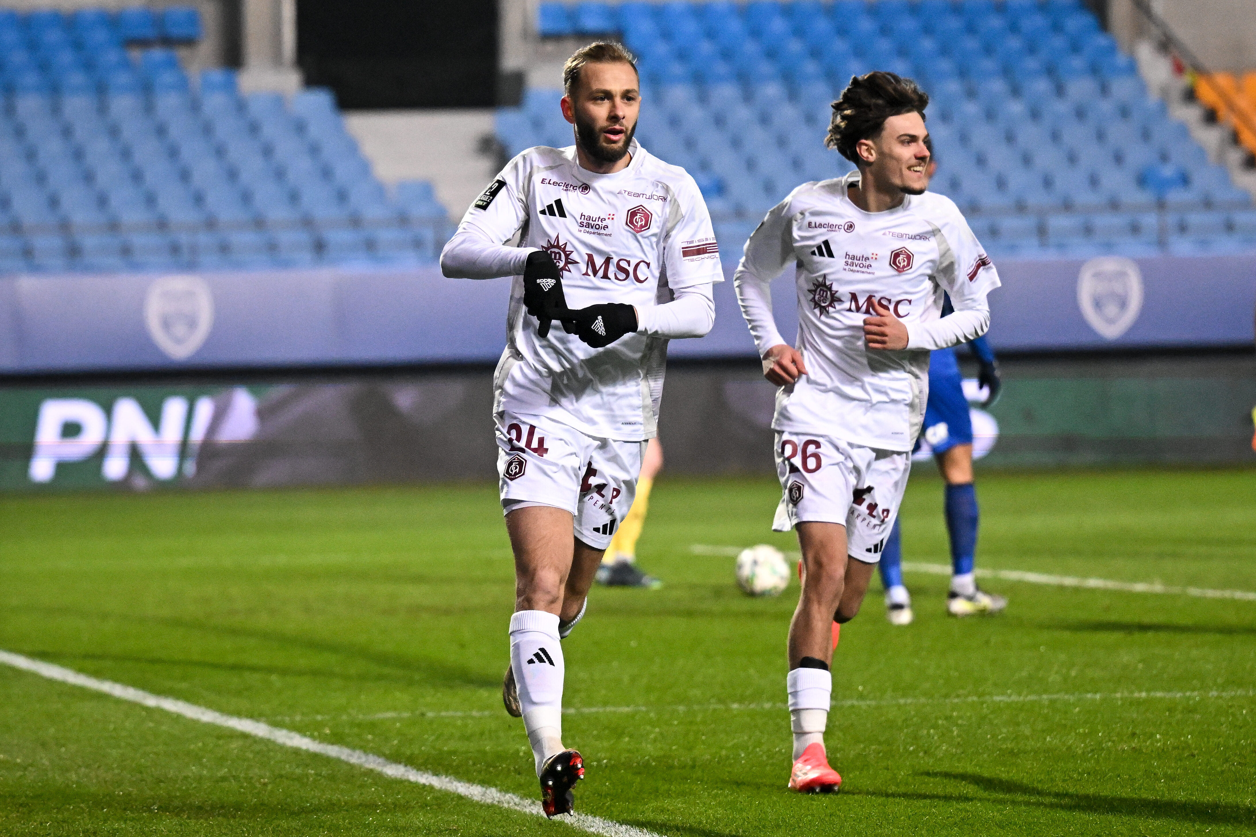Ligue 2 : Petit succès mais gros coup pour Annecy à Troyes