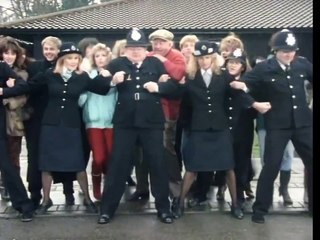 Benny Hill - The Bill (1989)