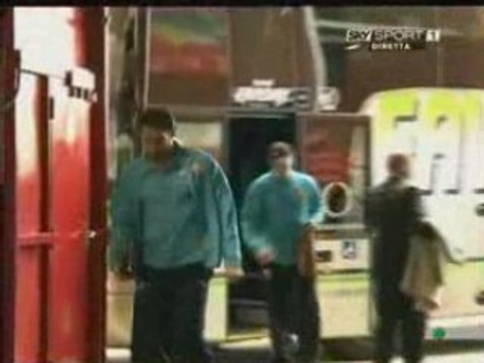 Arrive at old trafford : MU BARCA