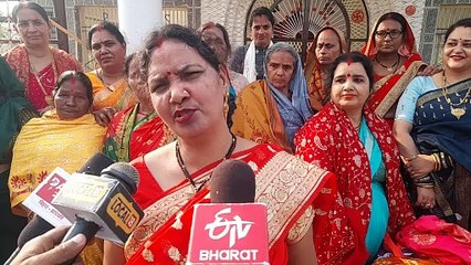 सैनिकों के गांव की बहू बनी अमेरिकन युवती