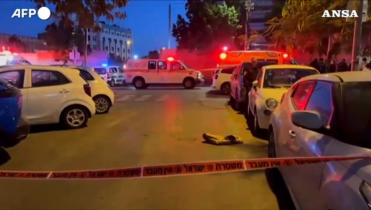 Aggressore accoltella passanti a Tel Aviv, ucciso