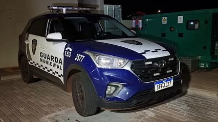 Jovem empina moto na frente da GM, empreende fuga, mas é capturado