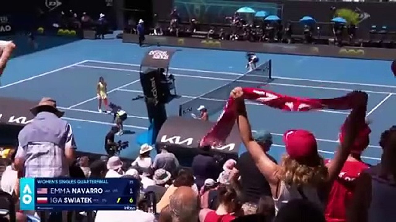 Emma Navarro v Iga Swiatek Highlights | Australian Open 2025 Quarterfinal