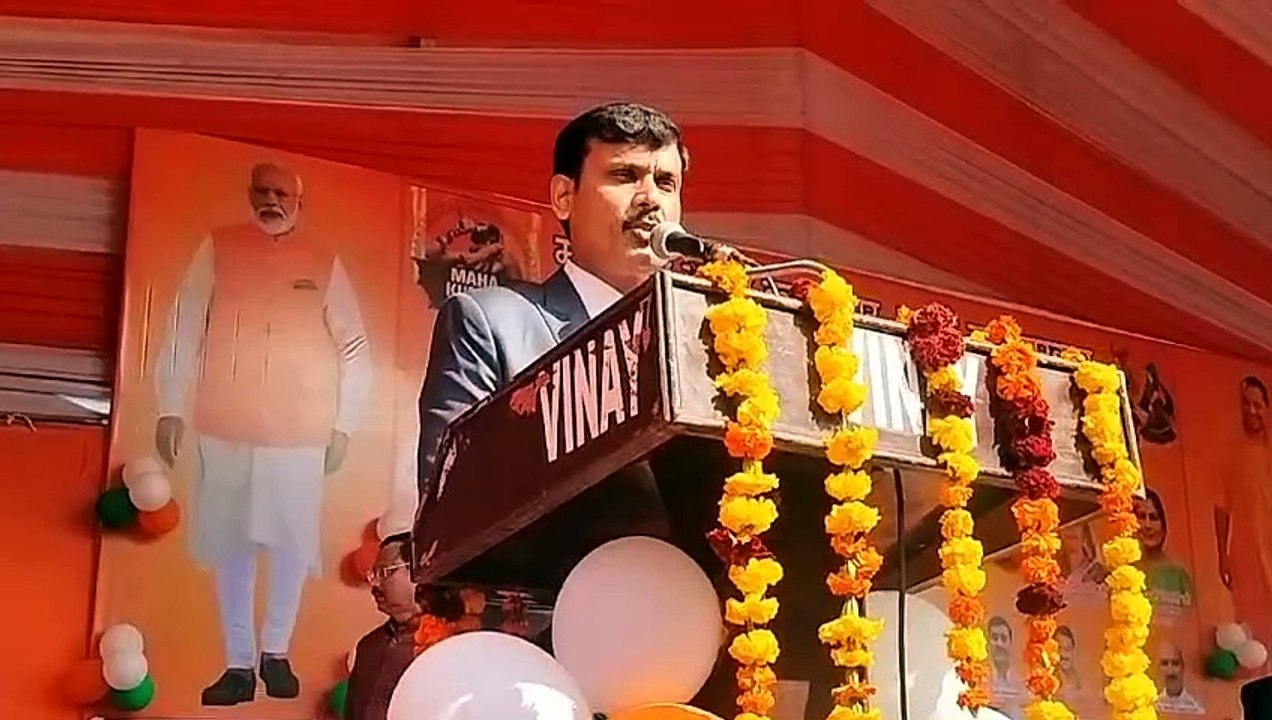 मुख्यमंत्री सामूहिक विवाह योजना के तहत वैवाहिक डोर से जुड़े 870 जोड़े, शिक्षा मंत्री ने सभी जोड़ो को शुभकामनाएं देकर की सीएम योगी की सराहना