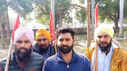 ਜਲ ਸਪਲਾਈ ਕੰਟਰੈਕਟ ਵਰਕਰ ਯੂਨੀਅਨ ਰਜਿ 31 ਜਿਲ੍ਹਾ ਫਤਹਿਗੜ੍ਹ ਸਾਹਿਬ ਦੇ ਵਲੋਂ ਆਪਣੀਆਂ ਮੰਗਾਂ ਨੂੰ ਲੈਕੇ ਜਲ ਸਪਲਾਈ ਵਿਭਾਗ ਦੇ ਮੁੱਖ ਇੰਜੀਨੀਅਰ ਦੇ ਦਫ਼ਤਰ ਫਤਹਿਗੜ੍ਹ ਸਾਹਿਬ ਅੱਗੇ ਧਰਨਾ ਦਿੱਤਾ