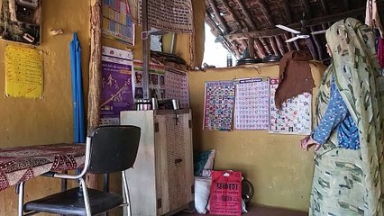 23369186 आजादी के 78 वर्ष बाद भी जिला मुख्यालय से 10 किलोमीटर दूर तक नहीं पहुंच पाई सरकार की योजनाए