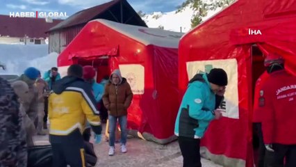 Kartalkaya'da yangından kurtulanlar şoku anlatmaya çalışıyor: "Camdan atlayanları gördük"