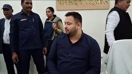 तेजस्वी यादव का कार्यकर्ता सवांद यात्रा, रोहतास पहुँच राजद के कार्यकर्ताओं को दिया टिप्स ।