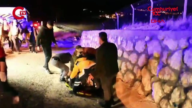 Adıyaman'da minibüs ile kamyonet çarpıştı: Yaralılar var!