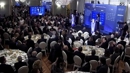 Ayuso crítica el "asalto político" a Telefónica