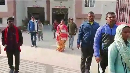 हरला गांव में दूसरे समुदाय के लोग कर रहे दलितों को प्रताड़ित,  दलितों ने एससी/एसटी थाना में दर्ज कराया प्राथमिकी