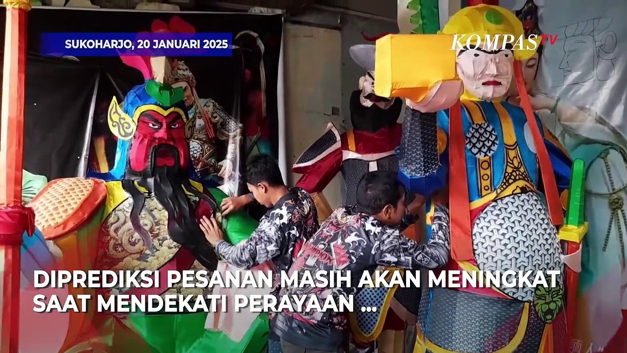 Berkah Jelang Imlek, Pengrajin Sukoharjo Kebanjiran Pesanan Lampion Karakter Dewa Raksasa