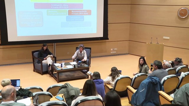 María Blasco rechaza dimitir y culpa de las irregularidades al director gerente del CNIO