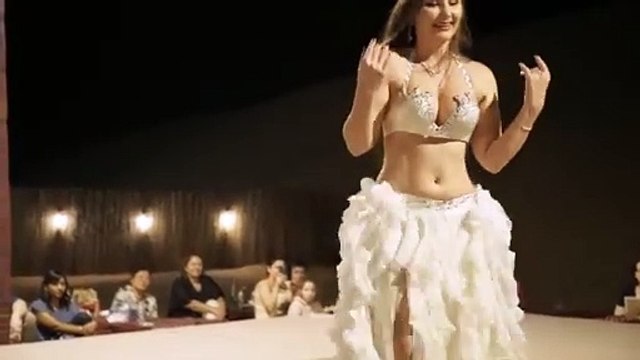 Belly Dancer Dubai Best Arabic Dancer