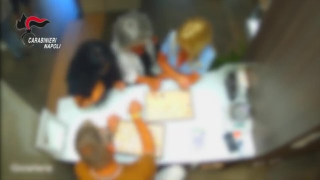 Ercolano, rubarono preziosi per 60mila euro in gioielleria: arrestate due donne (21.01.25)