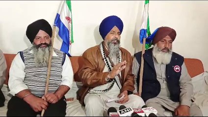 ਜੰਡਿਆਲਾ ਗੁਰੂ ਵਿੱਚ ਸਰਵਣ ਸਿੰਘ ਪੰਧੇਰ ਵਲੋ 23 ਜਨਵਰੀ ਵੱਡੀ ਰੈਲੀ ਕਰਨ ਨੂੰ ਲੈਕੇ ਪ੍ਰੈਸ ਕਾਨਫ੍ਰੈਂਸ ਕੀਤੀ ਗਈ