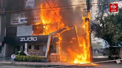 ব‍্যারাকপুরে বিরিয়ানির দোকান ও শপিং মলে বিধ্বংসী আগুন, হুলস্থুল মাল্টিপ্লেক্সে
