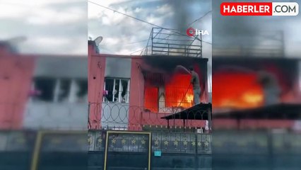 Adana'da Ev Yangını: Hortumla Müdahale Yetersiz Kaldı