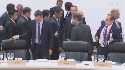 Se vuelve a hacer viral el desplante de Trump a Sánchez