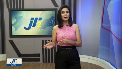 Julgado por esfaquear a ex-namorada e os pais dela